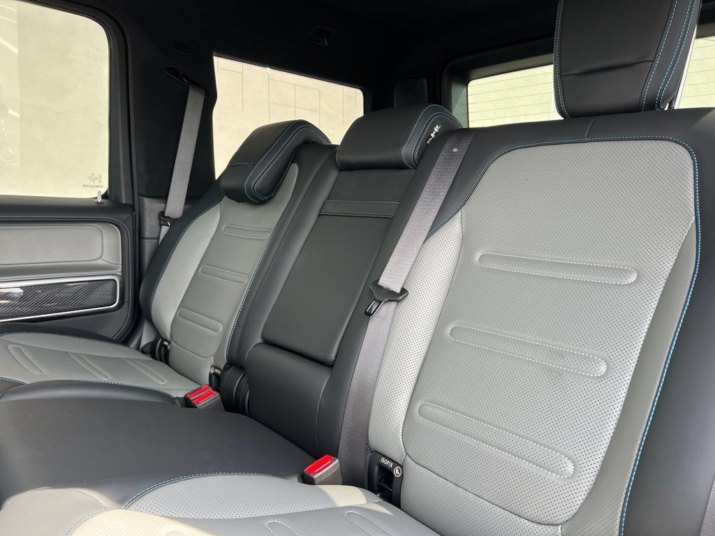 Used 2025 Mercedes-Benz G 580 w/ EQ Technology image 24