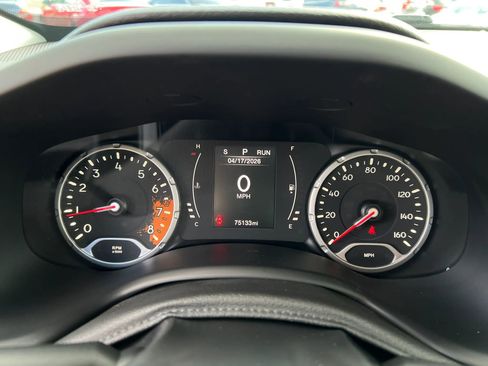Used 2017 Jeep Renegade Sport w/ Power & Air Group AWD/4WD image 12