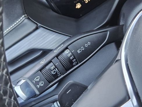 Certified 2025 GMC Acadia Elevation image 28