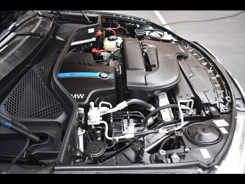 Used 2017 BMW X5 xDrive40e image 43