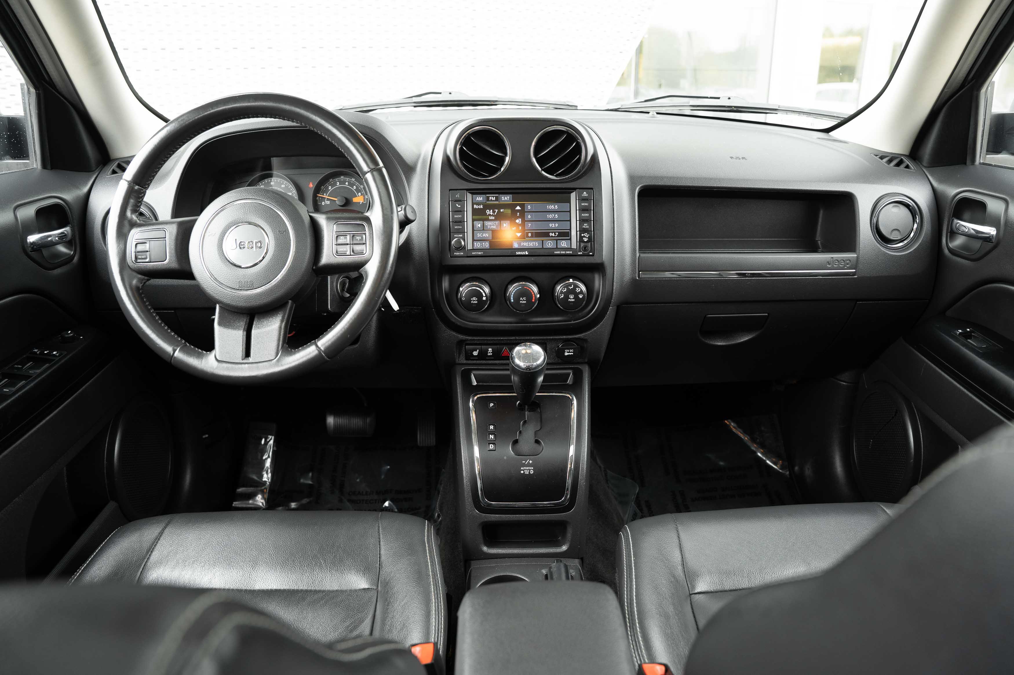 Used 2017 Jeep Patriot High Altitude AWD/4WD image 8