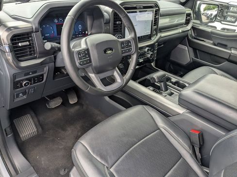 Certified 2025 Ford F150 Lariat image 19