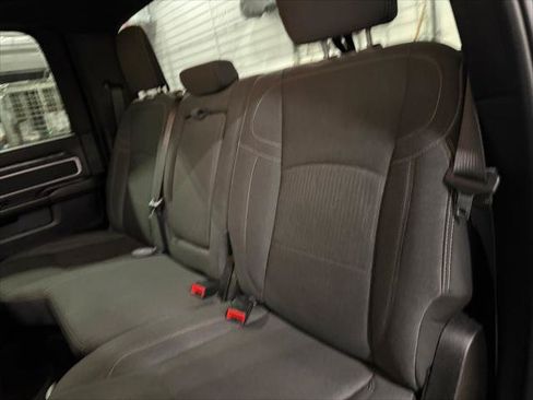 Certified 2024 RAM 2500 Big Horn w/ Night Edition AWD/4WD image 35