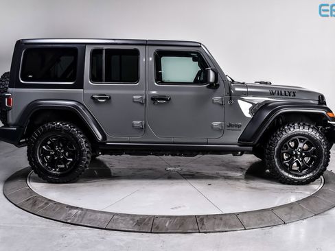 Used 2021 Jeep Wrangler Unlimited Sport image 7