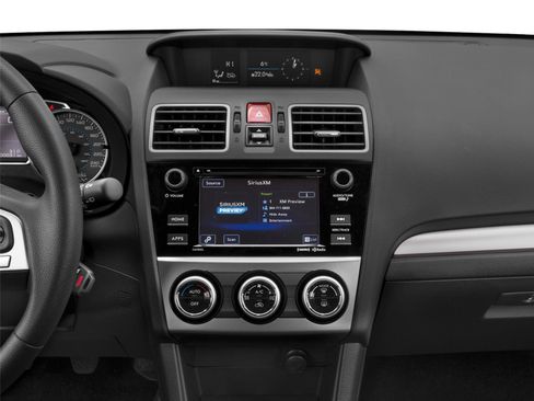 Used 2016 Subaru Crosstrek 2.0i Limited AWD/4WD image 5