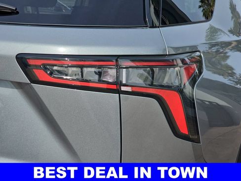 New 2026 Chevrolet Equinox LT FWD image 39