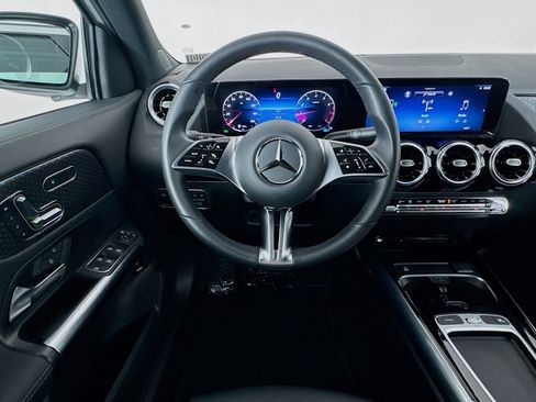 Certified 2026 Mercedes-Benz GLA 250 image 6