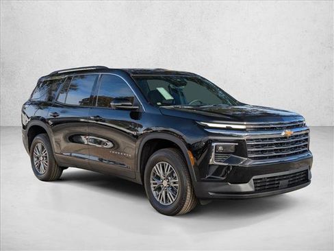 New 2026 Chevrolet Traverse LT w/ Driver Confidence Package image 6