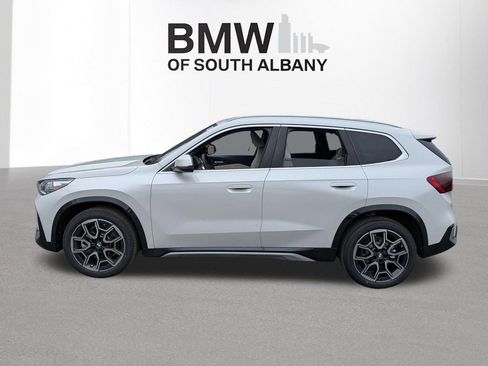 New 2026 BMW X1 xDrive28i w/ Technology Package image 3