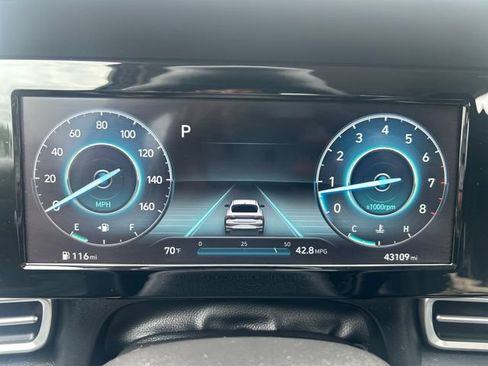 Certified 2021 Hyundai Elantra SEL w/ Convenience Package FWD image 15