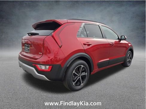 New 2026 Kia Niro LX image 3