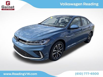 New 2025 Volkswagen Jetta SE