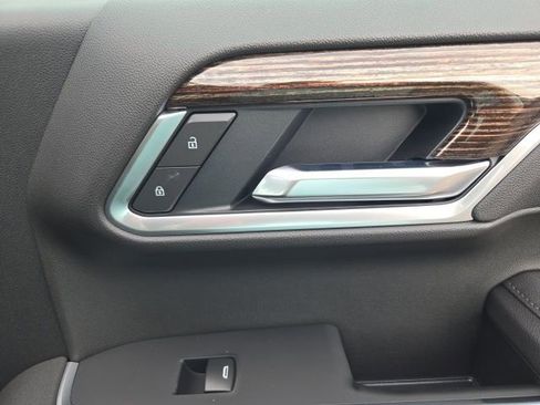 Used 2026 GMC Sierra 1500 SLE w/ Preferred Package image 48