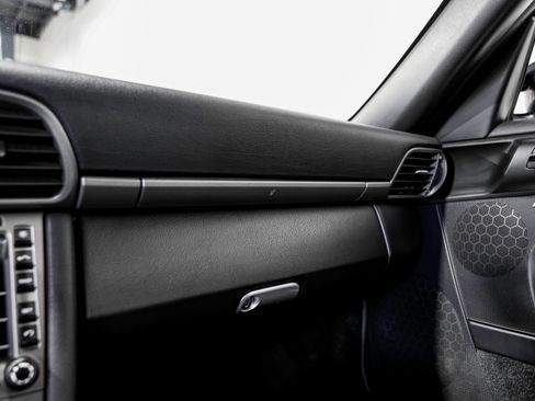 Used 2006 Porsche 911 Carrera 4 image 13