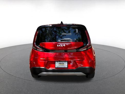 Used 2025 Kia Soul LX w/ LX Technology Package image 6