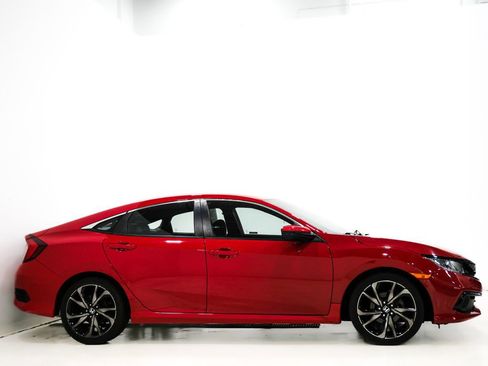 Used 2019 Honda Civic Sport image 4