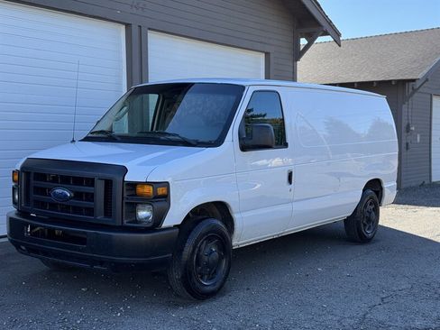 Used 2008 Ford E-150 and Econoline 150 image 1