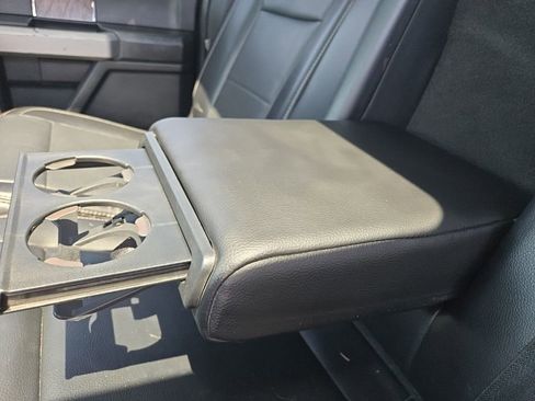 Used 2019 Ford F250 Lariat w/ Lariat Ultimate Package AWD/4WD image 6