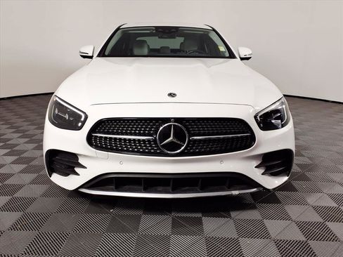 Used 2022 Mercedes-Benz E 350 Sedan image 2