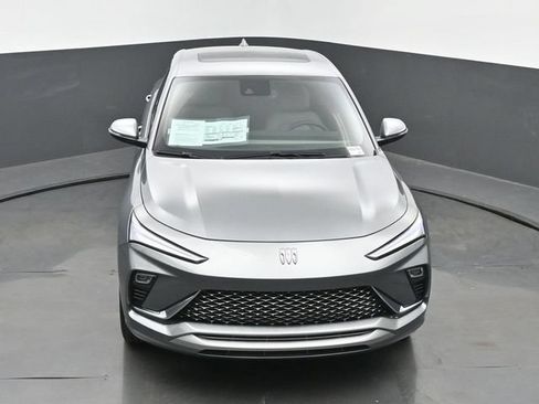 Used 2025 Buick Envista Avenir FWD image 46