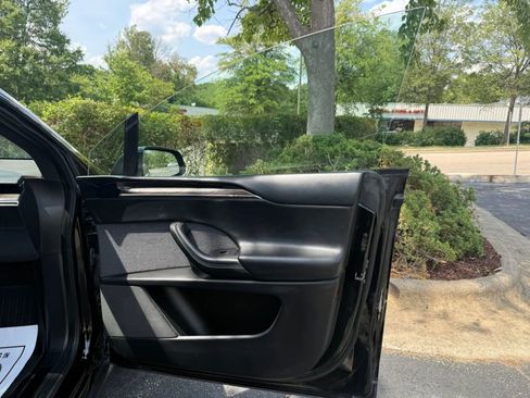 Used 2023 Tesla Model X AWD/4WD image 10