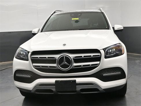 Used 2022 Mercedes-Benz GLS 450 4MATIC image 3