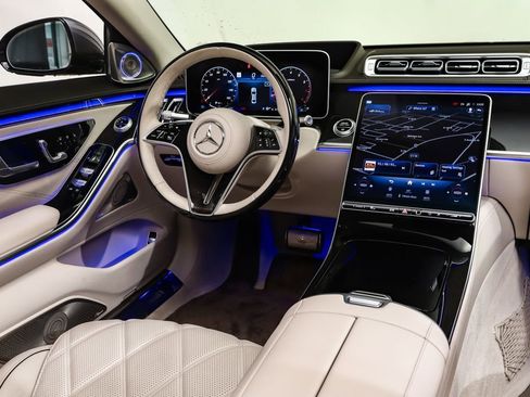 Used 2024 Mercedes-Benz Maybach S 580 4MATIC image 14