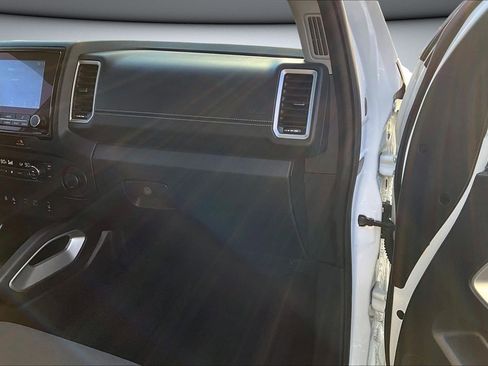 Used 2024 Nissan Frontier SV w/ Hardbody Edition image 26