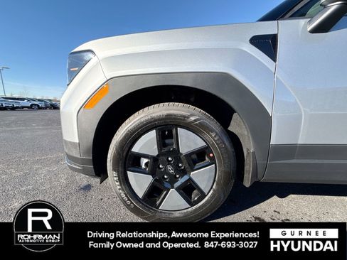 New 2026 Hyundai Santa Fe SE image 12