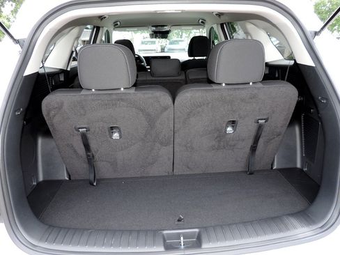 New 2026 Kia Sorento LX FWD image 11