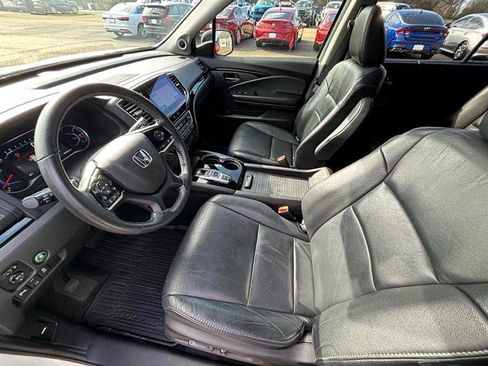 Used 2019 Honda Pilot Touring image 34