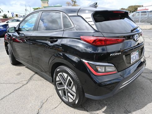 Used 2023 Hyundai Kona SE w/ Cargo Package FWD image 15