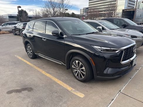 Used 2023 INFINITI QX60 Pure image 2