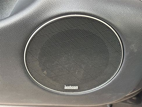 Used 2022 Genesis GV70 2.5T w/ Select Package image 20