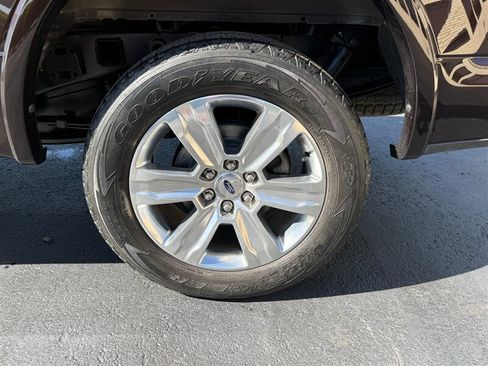 Used 2020 Ford F150 Platinum w/ Equipment Group 701A Luxury AWD/4WD image 27
