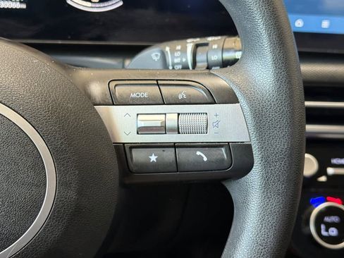 Used 2025 Hyundai Tucson SEL FWD image 27