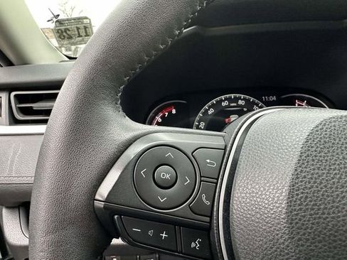 Used 2024 Toyota RAV4 XLE image 30