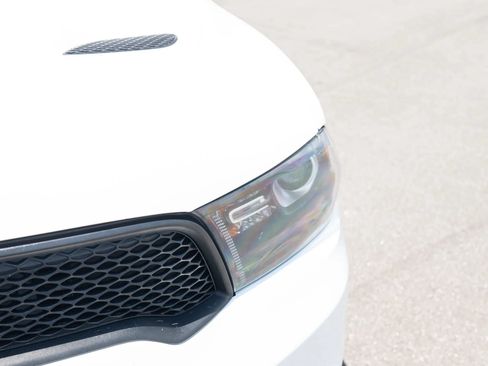 Used 2018 Dodge Durango R/T w/ Technology Group AWD/4WD image 10