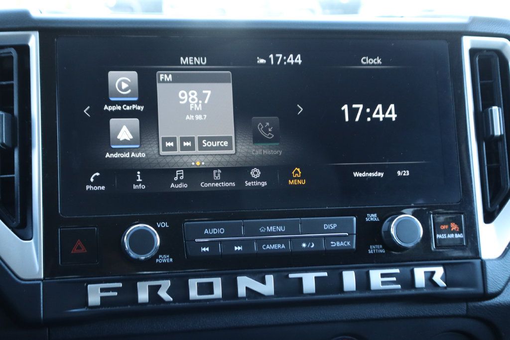 Used 2025 Nissan Frontier SV RWD image 26