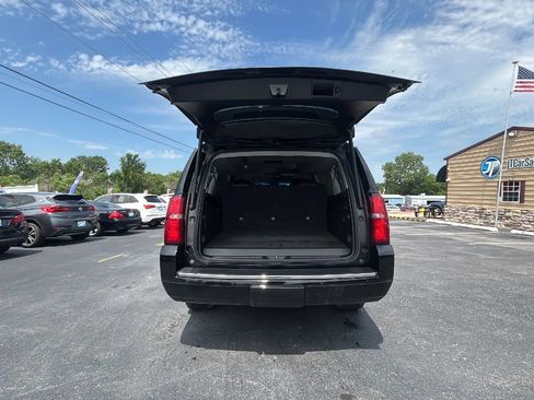 Used 2016 Chevrolet Suburban LTZ AWD/4WD image 21