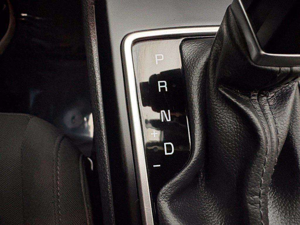 Used 2025 Kia Sportage LX FWD image 20