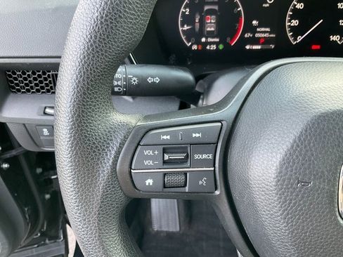 Used 2024 Honda CR-V EX image 12