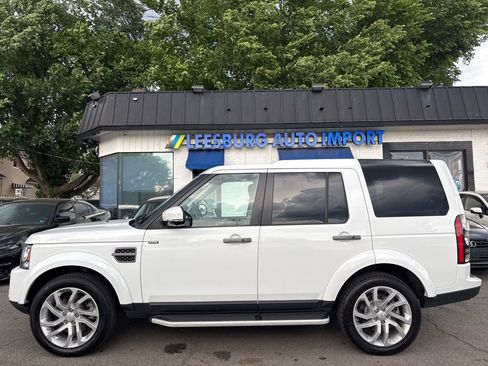 Used 2016 Land Rover LR4 HSE AWD/4WD image 19