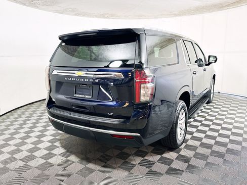 Used 2023 Chevrolet Suburban LT AWD/4WD image 3