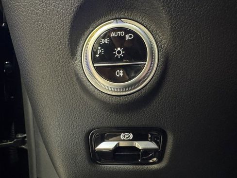 Certified 2025 Mercedes-Benz C 36 AMG S image 18