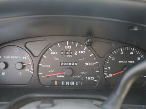 Used 2001 Ford Taurus LX FWD image 13