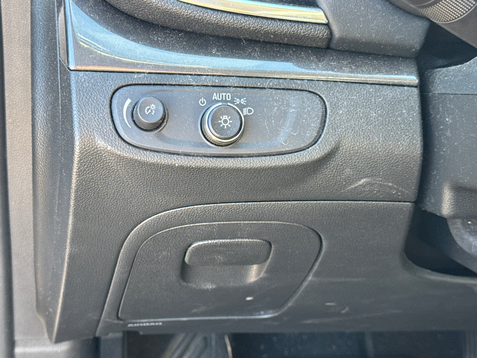 Used 2019 Buick Encore Preferred FWD image 27