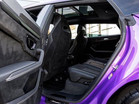 Used 2024 Lamborghini Urus Performante image 40