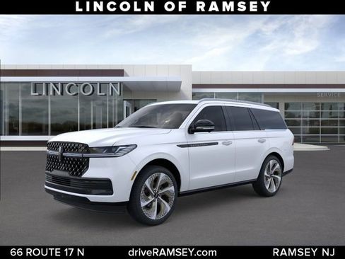 New 2026 Lincoln Navigator Black Label AWD/4WD image 1