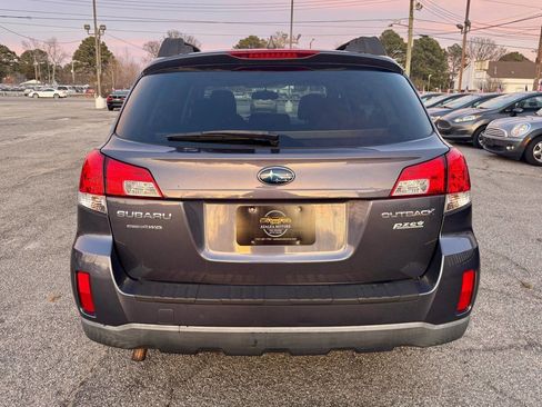 Used 2014 Subaru Outback 2.5i Premium image 8